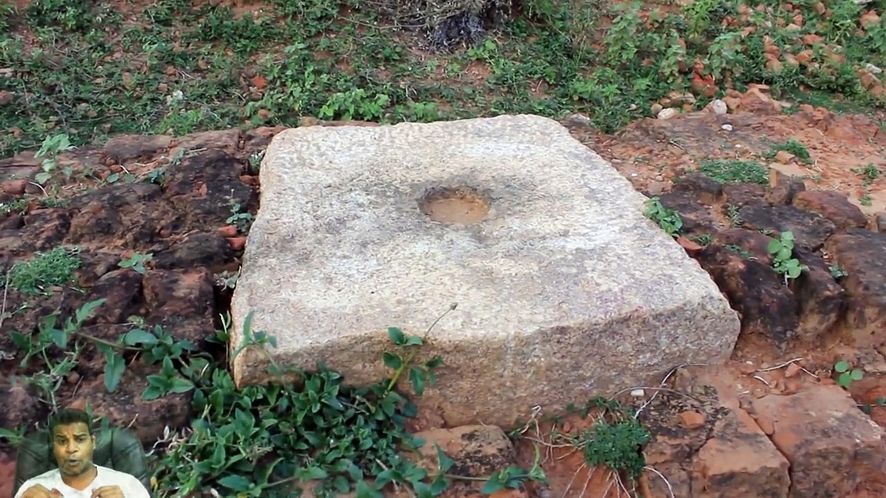 Ruins: Palace Of The Indian King Rajendra Chola - Multi-storied Building & Chinese Connection