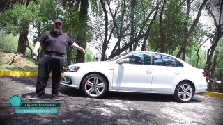 Volkswagen Jetta GLI - un veterano de lujo con mucha potencia | Autocosmos