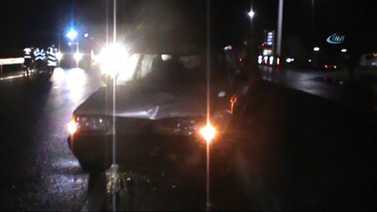 Otomobille motosiklet çarpıştı: 2 yaralı