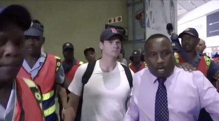 Steve Smith Deported From South Africa Badly Over Ball Tempering Scandal!