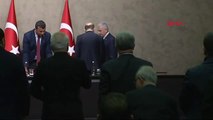 Başbakan Yıldırım, Bosna Hersek'e Hareketi Öncesi Ankara Esenboğa Havalimanı'nda Konuştu -1