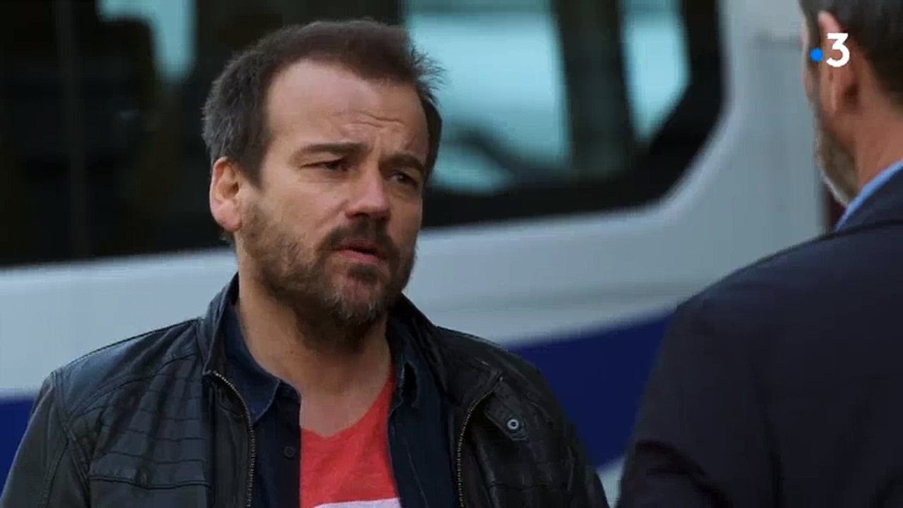 "Plus belle la vie" rend hommage à Arnaud Beltrame et aux victimes des attentats dans l'Aude