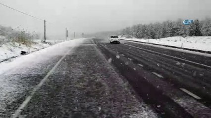 Isparta'da kar yağışı etkili oluyor
