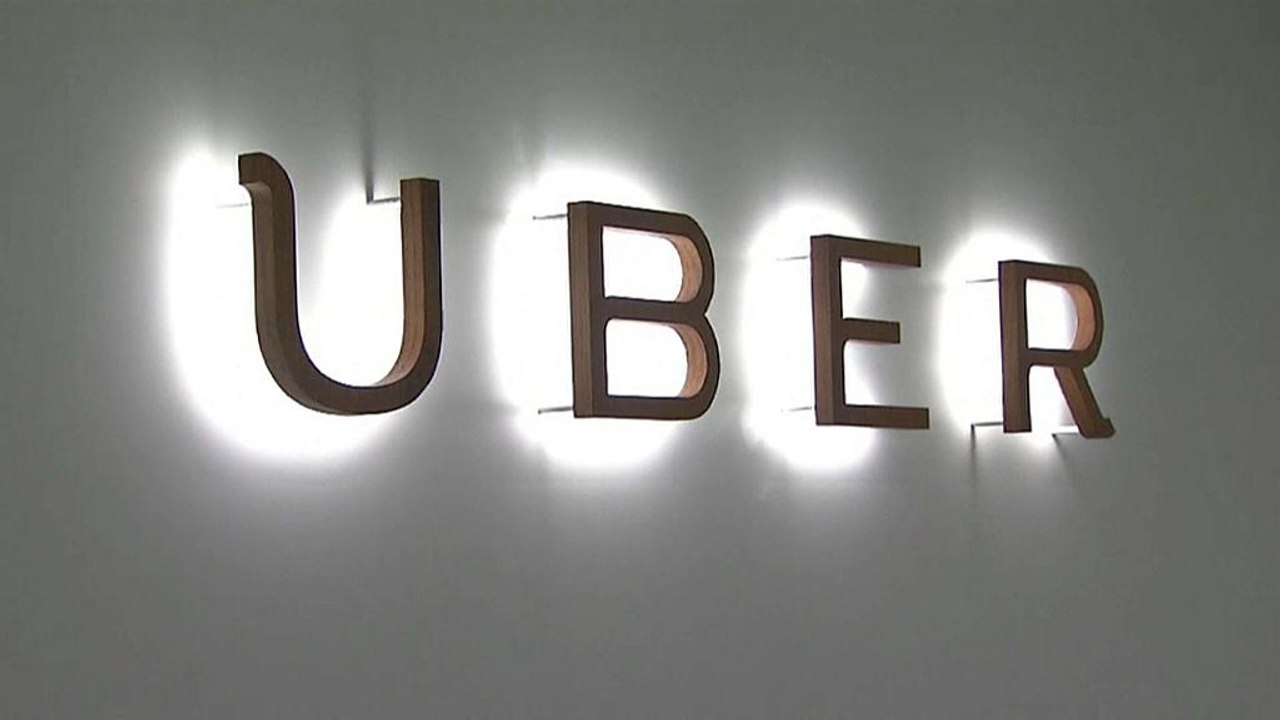 Vergleich bei tödlichem Unfall mit selbstfahrendem Uber-Auto