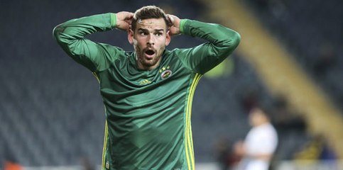 Fenerbahçe'de Sakatlanan Janssen, İngiliz Taraftarları 3'e Böldü