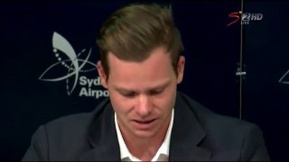 An emotional Steve Smith has delivered a powerful apology after returning home to Sydney