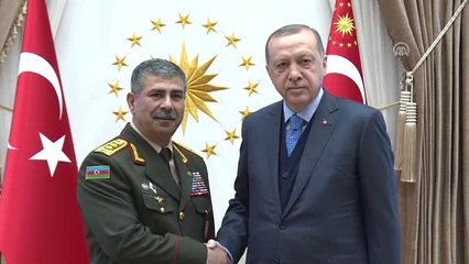 Cumhurbaşkanı Erdoğan, Azerbaycan Savunma Bakanı Hasanov'u Kabul Etti