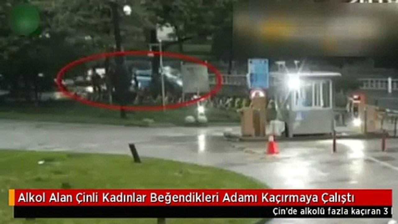 Beğendikleri Erkeği Kaçırmaya Çalışan Kadınlar