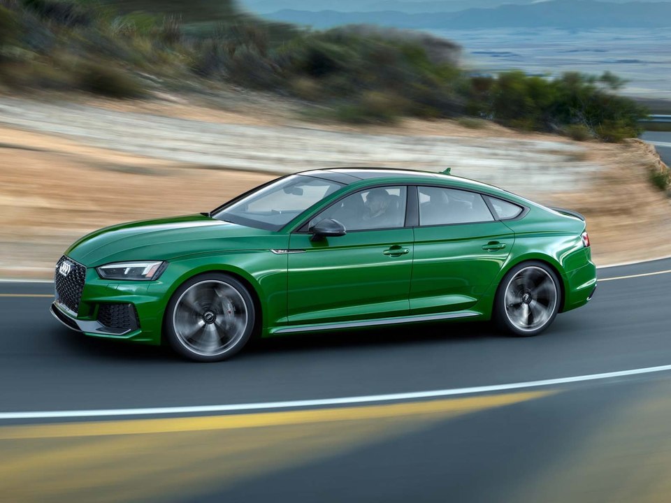 Audi crée la RS5 Sportback !