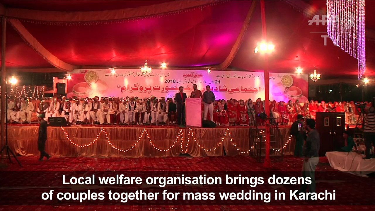Mass wedding in Pakistan's Karachi helps with wedding costs