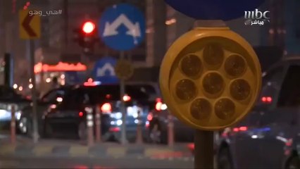 كاميرا هي وهو  تسأل: هل خصصت جزء من أموالك لتعليم أبنائك؟