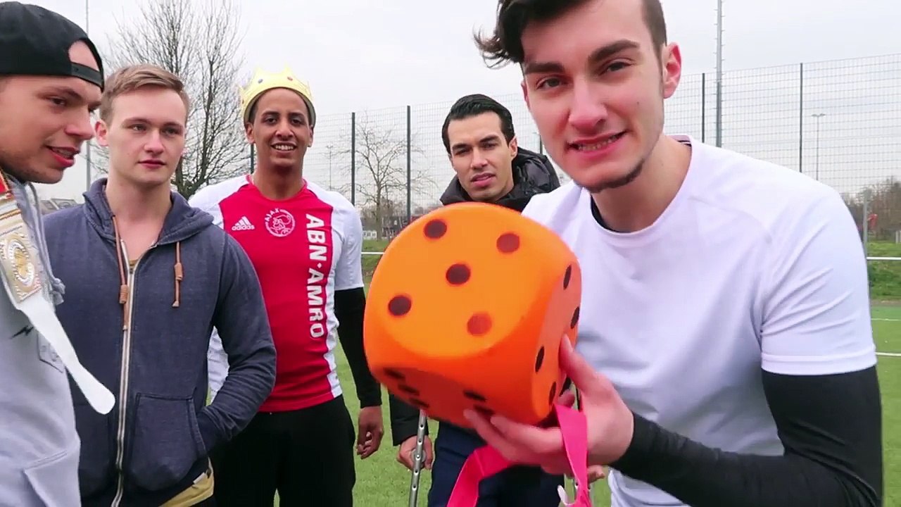 LUSTIGE SCHOKOLADEN BALL FUßBALL CHALLENGE !