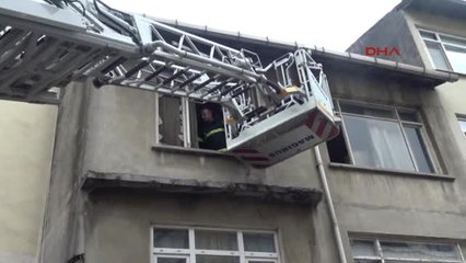 Kocaeli Çöp Evde Çıkan Yangında Anne ve Kızı Zehirlenerek Öldü