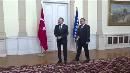 Télécharger la video: Başbakan Yıldırım, Bosna Hersek Devlet Başkanlığı Konseyi Üyeleriyle Görüştü