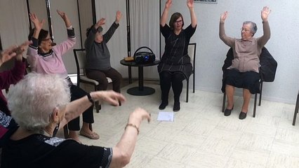 Des mamies vosgiennes dansent sur Shakira