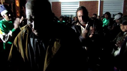 PARALITIC MAN RISES FROM THE WHEELCHAIR! Evangelista Diego Ibañez