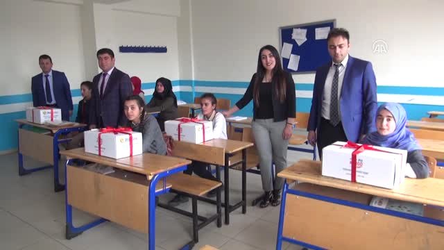 Öğrenciler, Mehmetçik'e 2023 Mektup Gönderdi