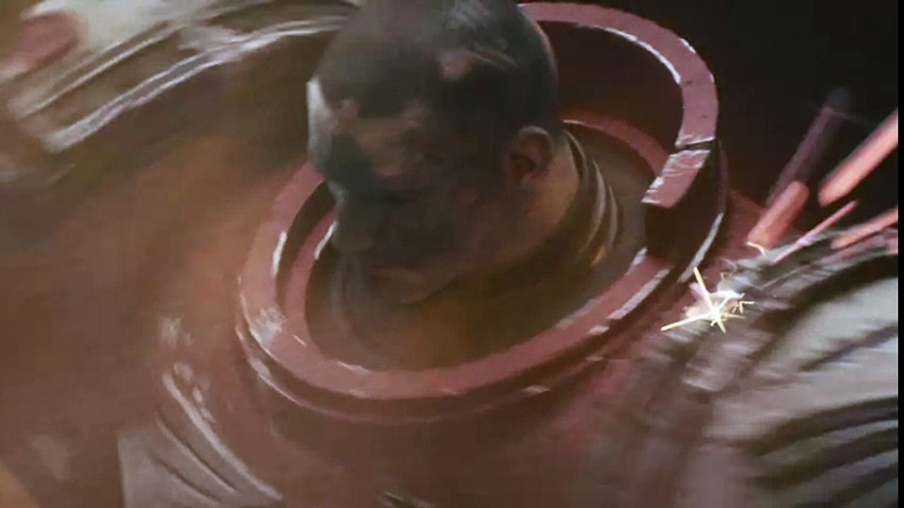 Warhammer 40,000: Dawn of War III Trailer