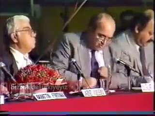 Uğur Mumcu: Mustafa Kemal'in Batı Aşkı