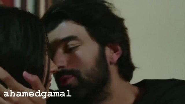 اغنية رومانسية قلبى معاك عمر واليف_