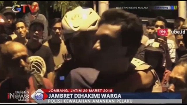 Menjambret Perhiasan Milik Ibu Rumah Tangga, Pria Ini Babak Belur Dihakimi Warga