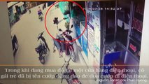 Clip gây sốc:Tên cướp cầm dao đe dọa, giật điện thoại cô gái giữa ban ngày ở Sài Gòn