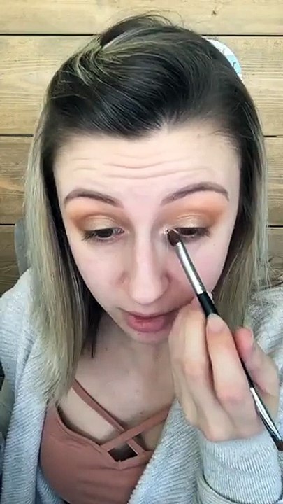 Simple makeup look for beginners