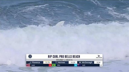 JJ. Florence, M. McDonagh, T. Hermes (1er tour Rip Curl Pro Bells Beach) - Adrénaline - Surf