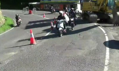 Jalan Raya Puncak di Ciloto Masih Ditutup