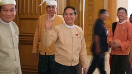 Win Myint takes office as Myanmar head of state