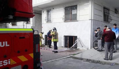 Ailesinin evde yalnız bıraktığı 2 çocuk, yangında ölümden döndü