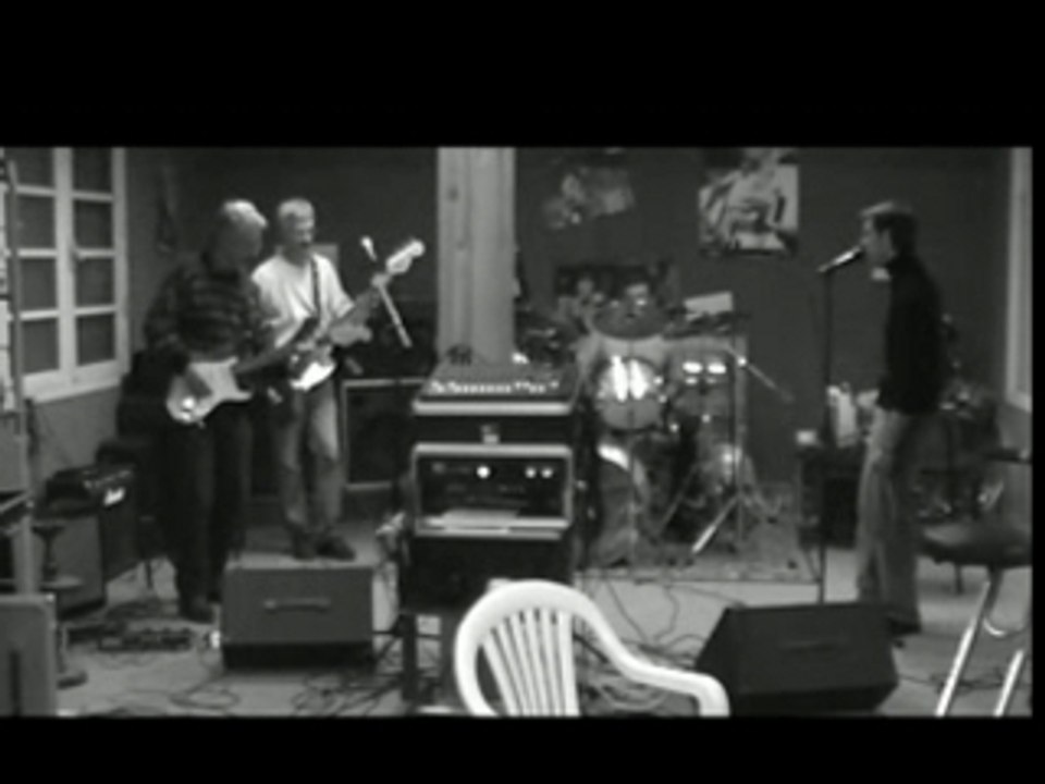 dance at Shari Vari  :(compo JP Carré)