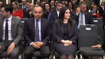 Çalışma ve Sosyal Güvenlik Bakanı Sarıeroğlu: 'Dün akşam itibariyle 4 C'den 4 B'ye geçecek kardeşlerimizle ilgili kararnamemiz resmi gazetede yayınlanmış durumda. Yüzde on  ücret artışıyla ve izin süreleri düzenleyerek 4C 'den 4 B'ye emekç