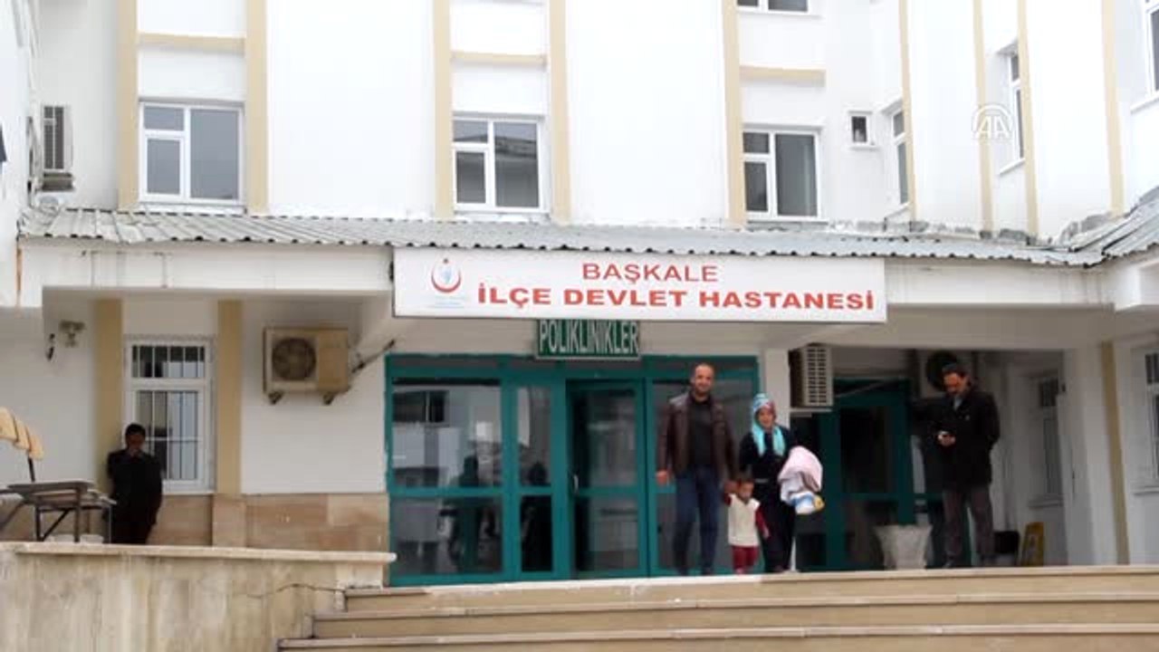 Başkale Sınırında 48 Yabancı Uyruklu Yakalandı