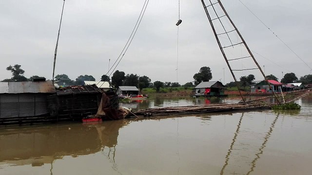 Nice boat tour trip from Siem Reap to Battambang