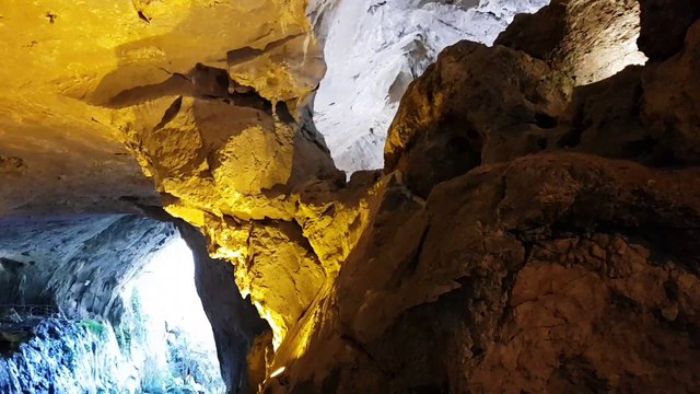 Las Brujas de Zugarramurdi (Cuevas y museo)