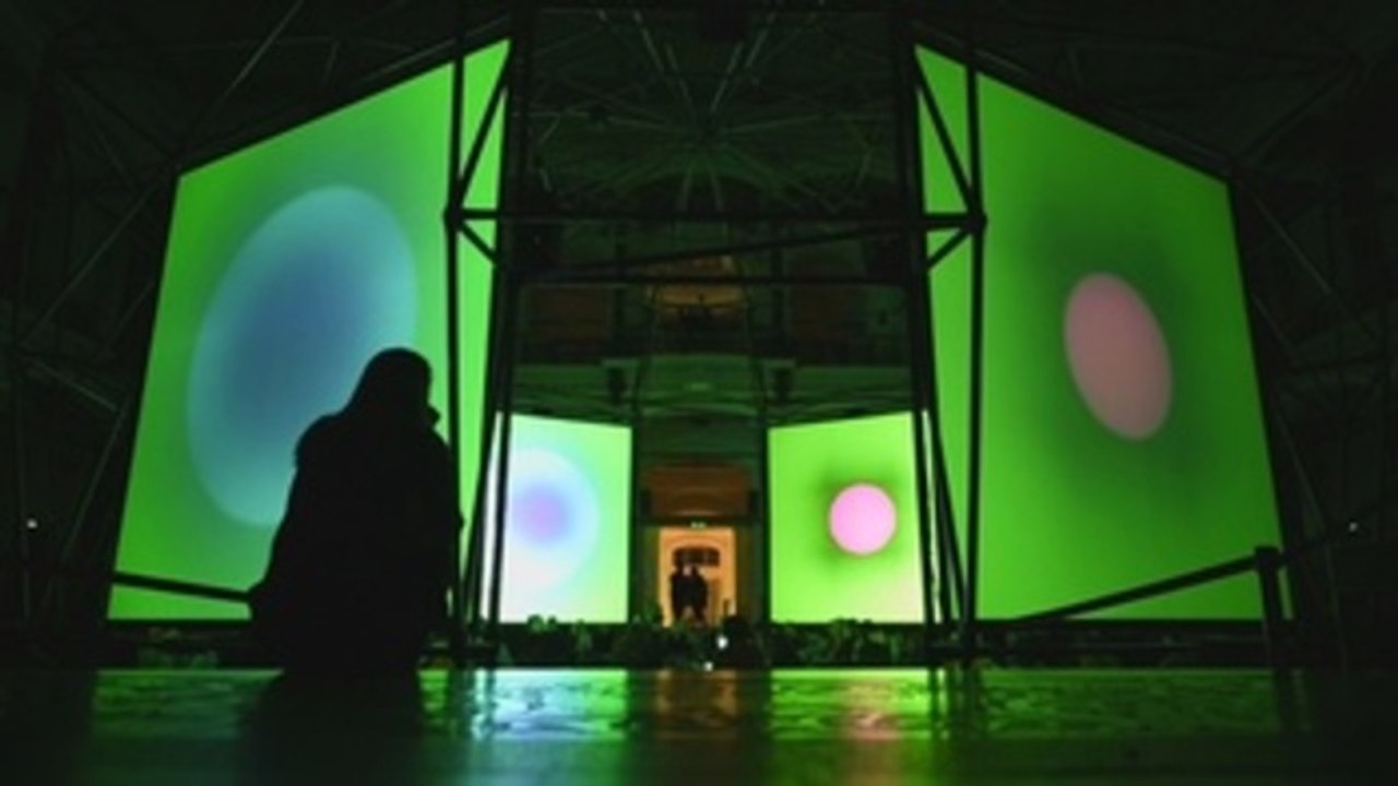 Brian Eno en la ISM Hexadome de Berlín