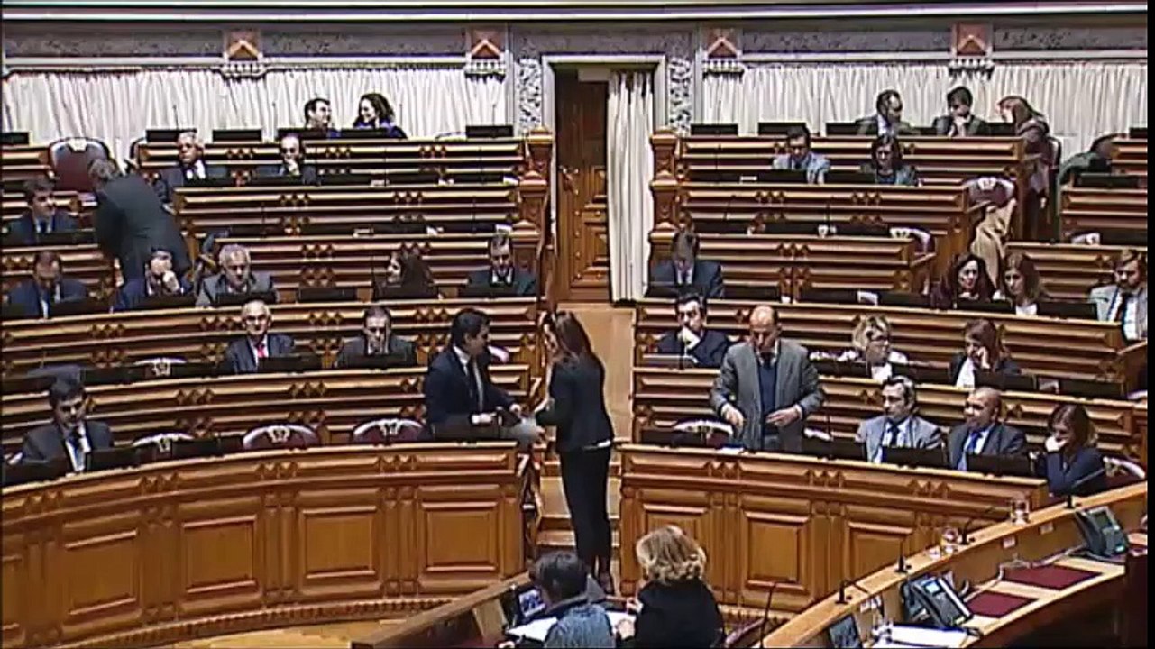 Portugueses têm que saber que em 90 euros de gasolina que pagam, 56 euros são impostos