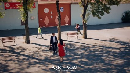 Aşk ve Mavi 59.Bölüm - Ali, Mavi’ye evrakları veriyor!