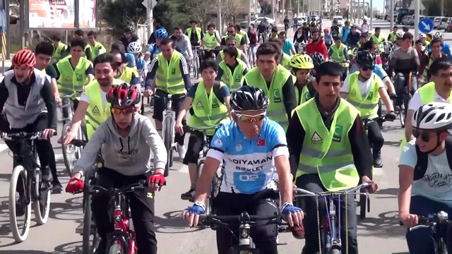 Adıyaman'da 8. Yeşilay Bisiklet Turu düzenlendi