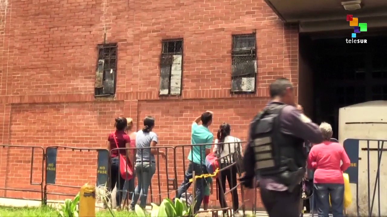 Venezuelan Authorities Arrests Officials After Fatal Prison Riot