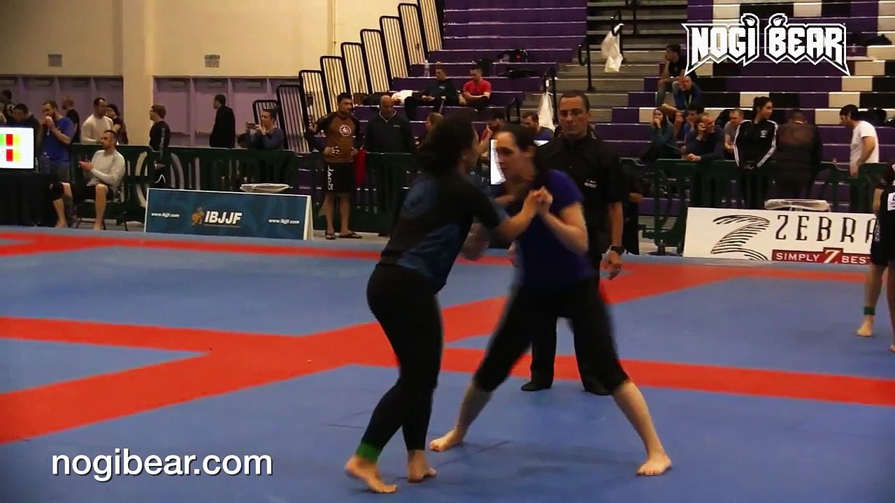 GIRLS GRAPPLING Ana Machado vs Christina Wolfe REMASTERED Classic • IBJJF NY Spring Open 2015 • Women's No Gi Blue Belt Open Final