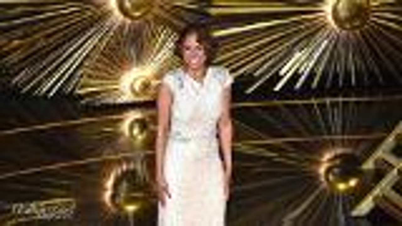 Stacey Dash Backs Out of Congressional Race | THR News