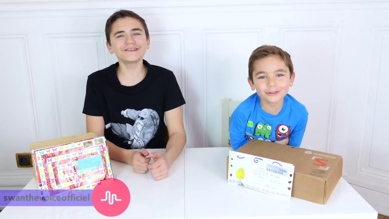 GOÛTER SURPRISE SPÉCIAL GLACES KINDER ! - Dégustation, Colis, Courriers...