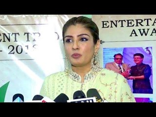 Raveena Tondon's Sweet Gesture Towards A Reporter | Bollywood Buzz