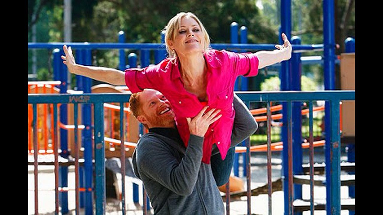 MacGyver Season 2 Episode 18 {Riley + Airplane} Online HD