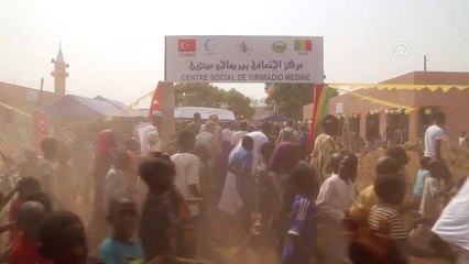 Cansuyu, Mali'de Okul ve Cami Açtı