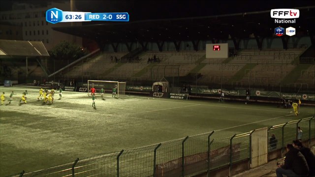 Après plusieurs affouage dans la surface la frappe passe complètement au dessus.