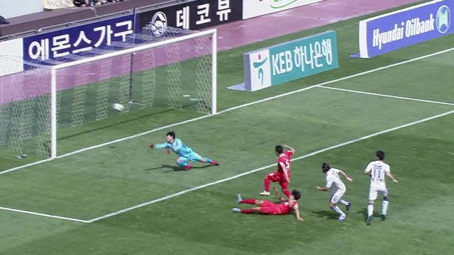 '데얀 결승골' 수원 삼성, 제주 원정에서 승리 / YTN