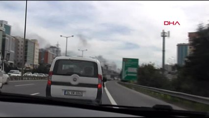 Ataşehir'de Fabrika Yangını